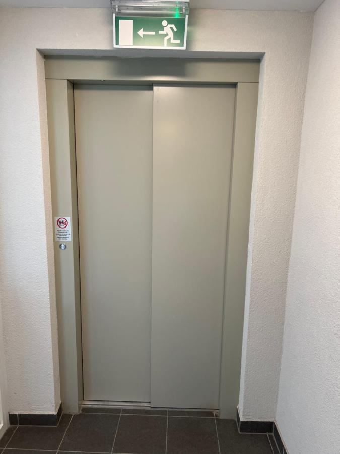 Parizsi Udvar Premium Apartman Appartement Debrecen Buitenkant foto